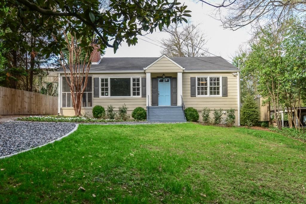 2 bedroom, 1,275 sq ft single family residence sold at 727 Channing Drive, Atlanta, GA 30318