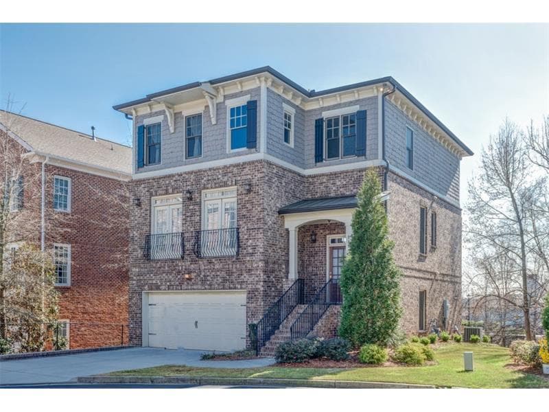 4 bedroom, 3,022 sq ft single family residence sold at 937 Canterbury Lane, Atlanta, GA 30324