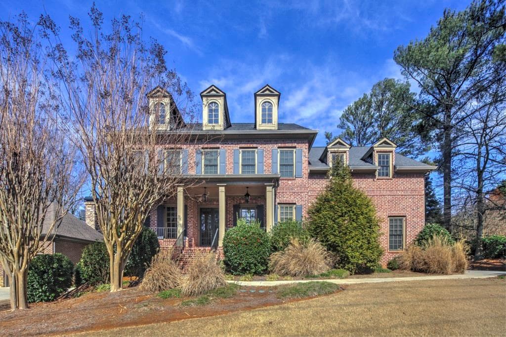 5 bedroom single family residence sold at 612 Windsor Parkway, Atlanta, GA 30342