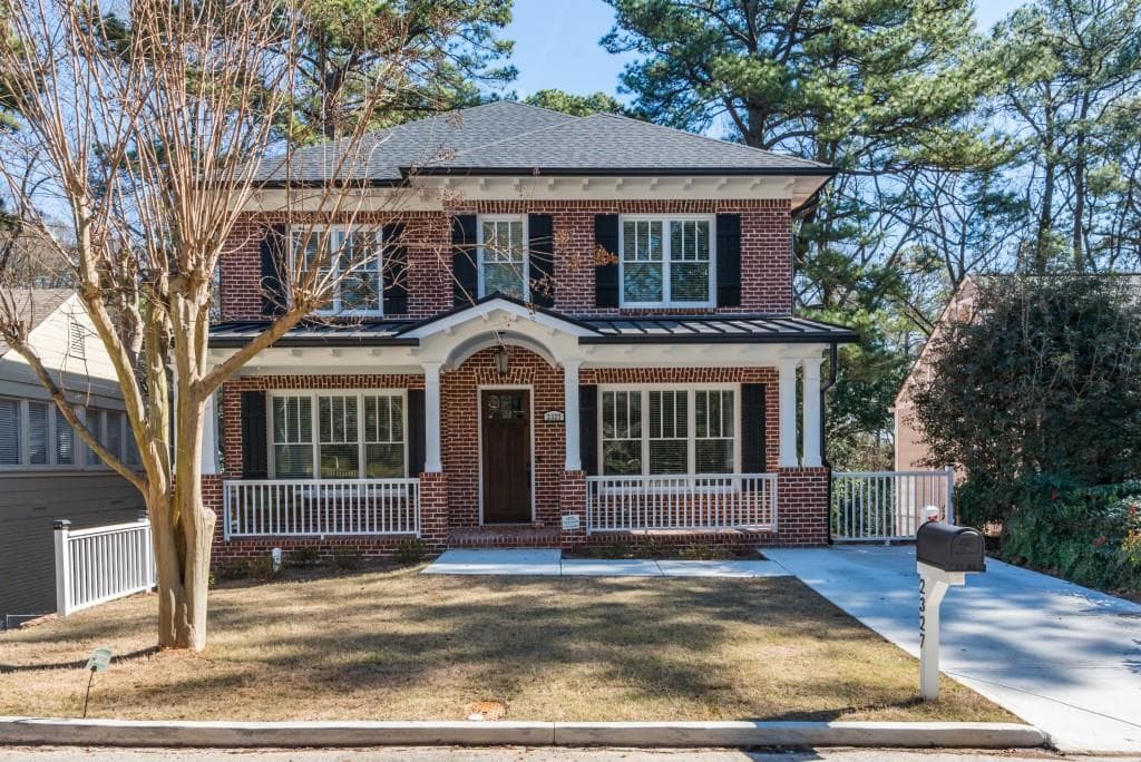 6 bedroom, 4,276 sq ft single family residence sold at 2327 Shenandoah Avenue, Atlanta, GA 30305