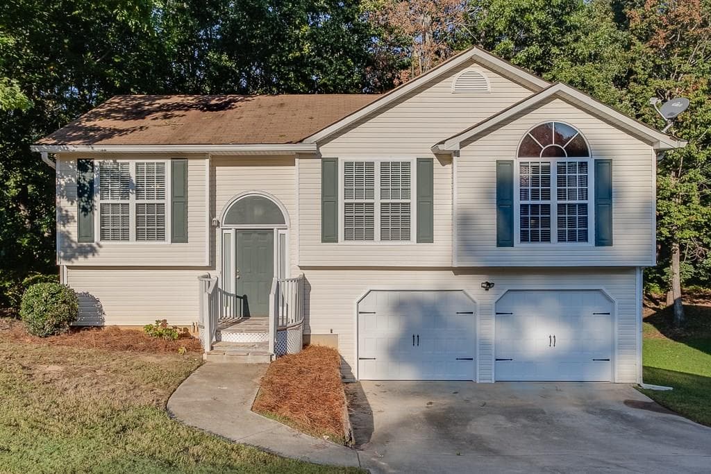3946 Edgebrook Drive, Flowery Branch, GA 30542 — most recent listing photo