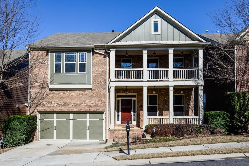 5 bedroom, 3,169 sq ft single family residence sold at 2036 Hatteras Way, Atlanta, GA 30318