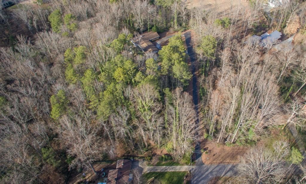single family residence sold at 5240 Timber Trail South, Sandy Springs, GA 30342