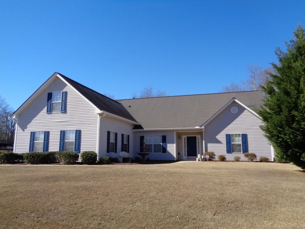 7556 Woody Springs Drive, Flowery Branch, GA 30542 — most recent listing photo