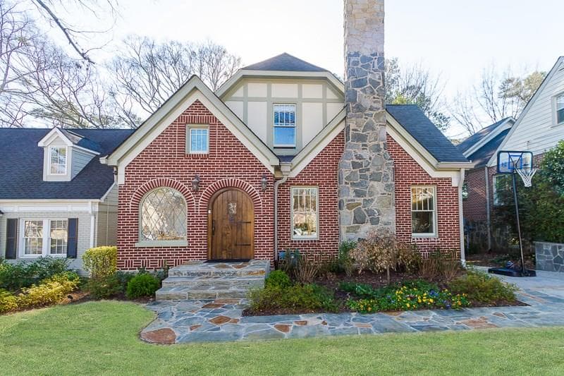 5 bedroom single family residence sold at 2111 McKinley Road, Atlanta, GA 30318