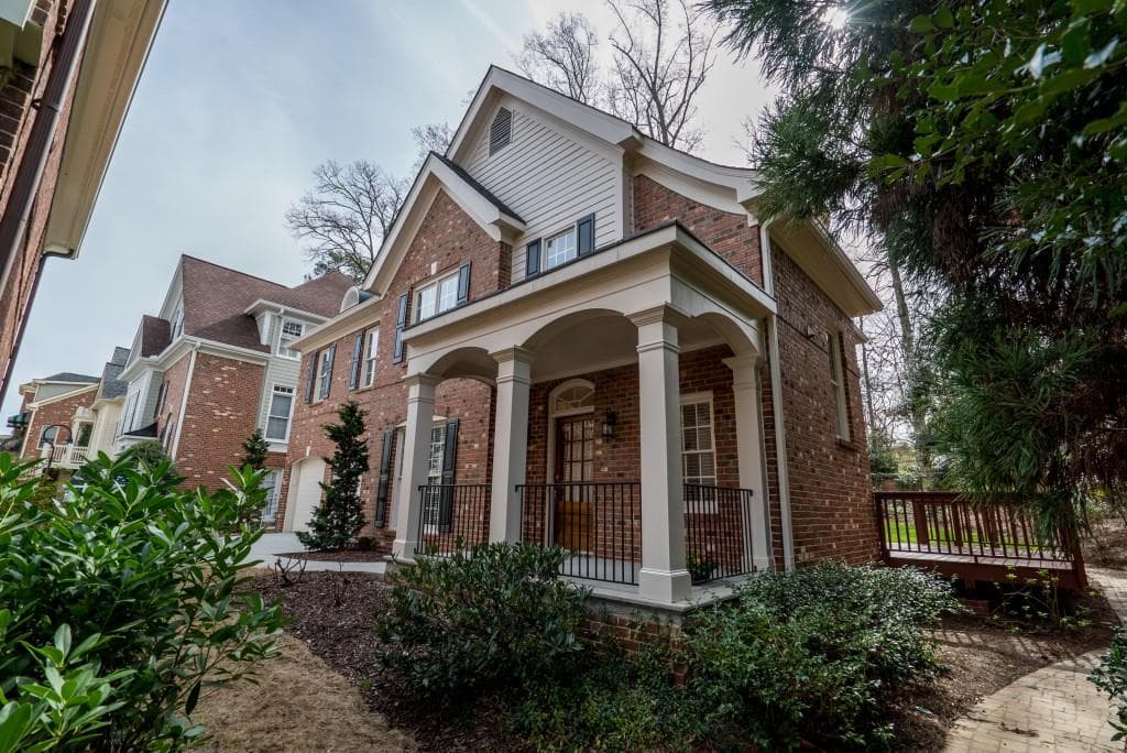 1099 Fairway Gardens, Brookhaven, GA 30319 — most recent listing photo