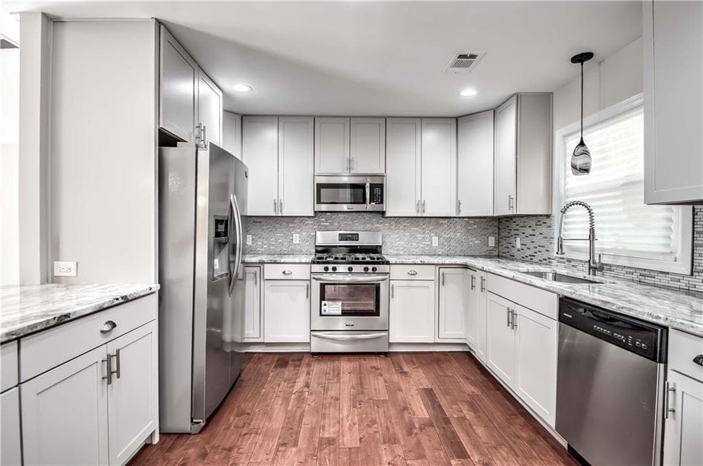 2840 Laguna Drive, Decatur, GA 30032 — most recent listing photo
