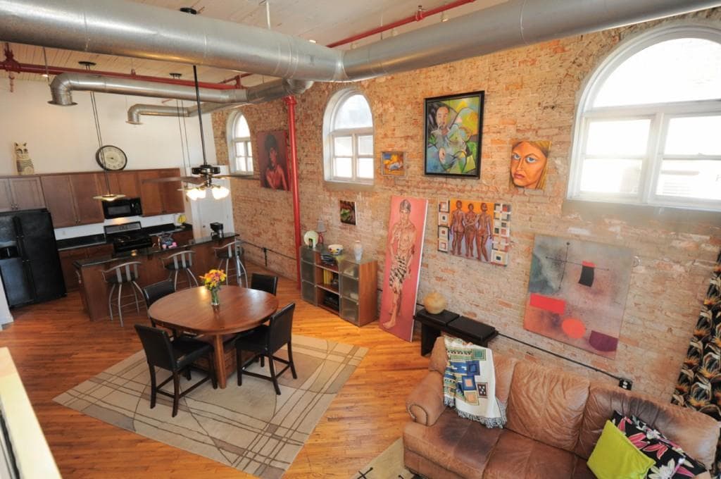 1 bedroom, 1,398 sq ft condominium sold at 330 Peters Street 202, Atlanta, GA 30313