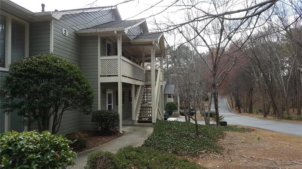 208 Natchez Trace, Sandy Springs, GA 30350 — most recent listing photo