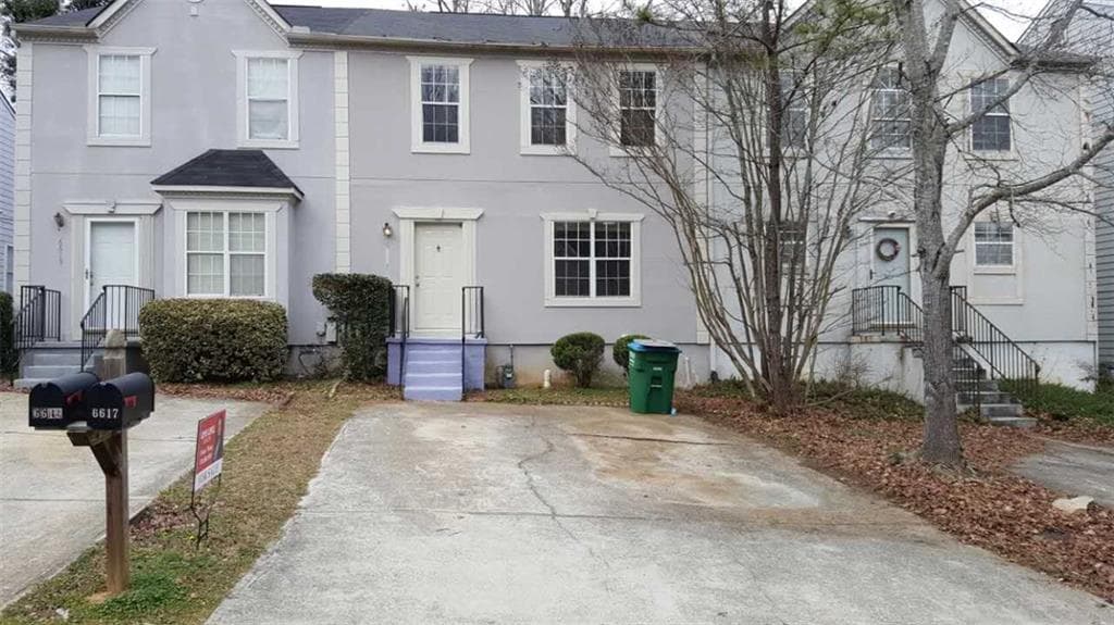 2 bedroom townhouse sold at 6617 Meadow Green Circle, Peachtree Corners, GA 30092