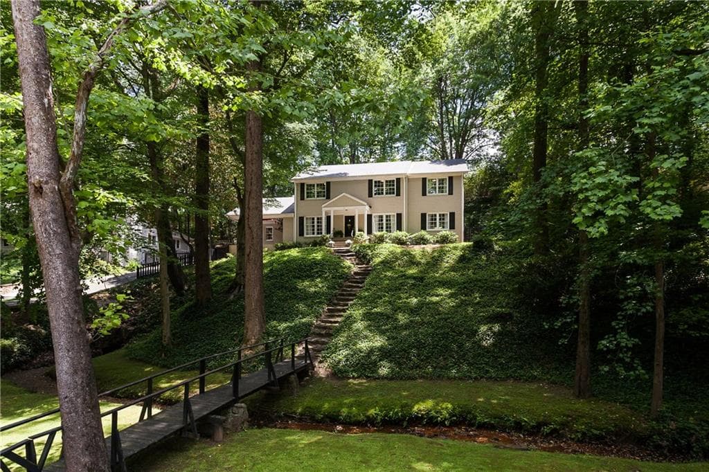 5 bedroom, 5,342 sq ft single family residence sold at 3837 Land O Lakes Drive, Atlanta, GA 30342