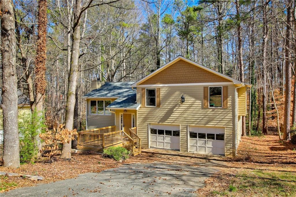 2289 Carousel Court, Marietta, GA 30066 — most recent listing photo