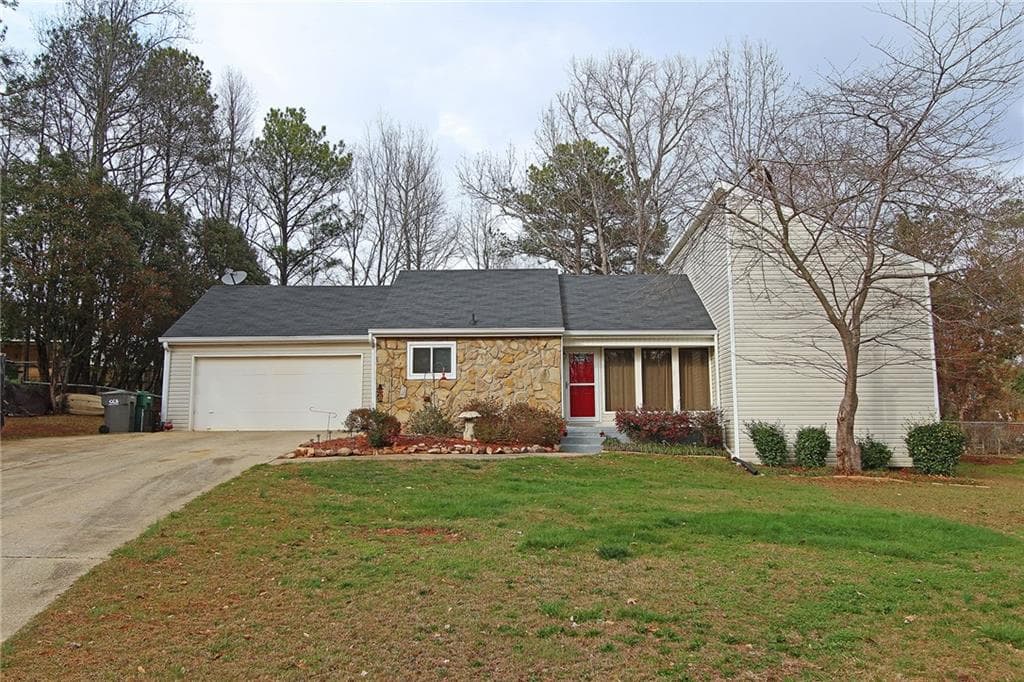 6847 Oakland Drive, Douglasville, GA 30135 — most recent listing photo