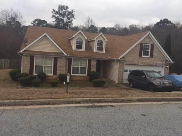 5747 Lakeview Circle, Lithonia, GA 30058 — most recent listing photo