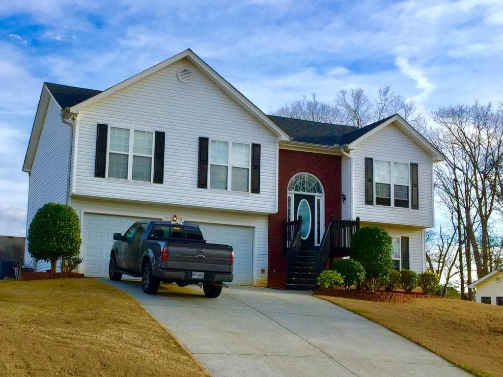 253 Natchez Circle, Winder, GA 30680 — most recent listing photo