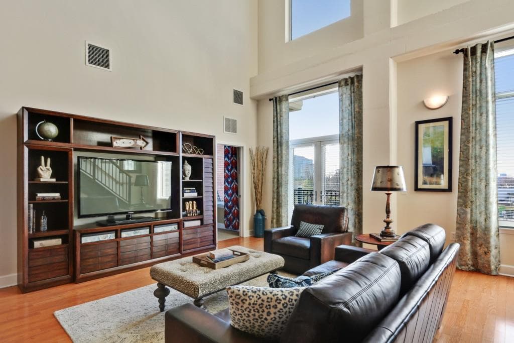 2 bedroom, 1,680 sq ft condominium sold at 3820 Roswell Road 503, Atlanta, GA 30342