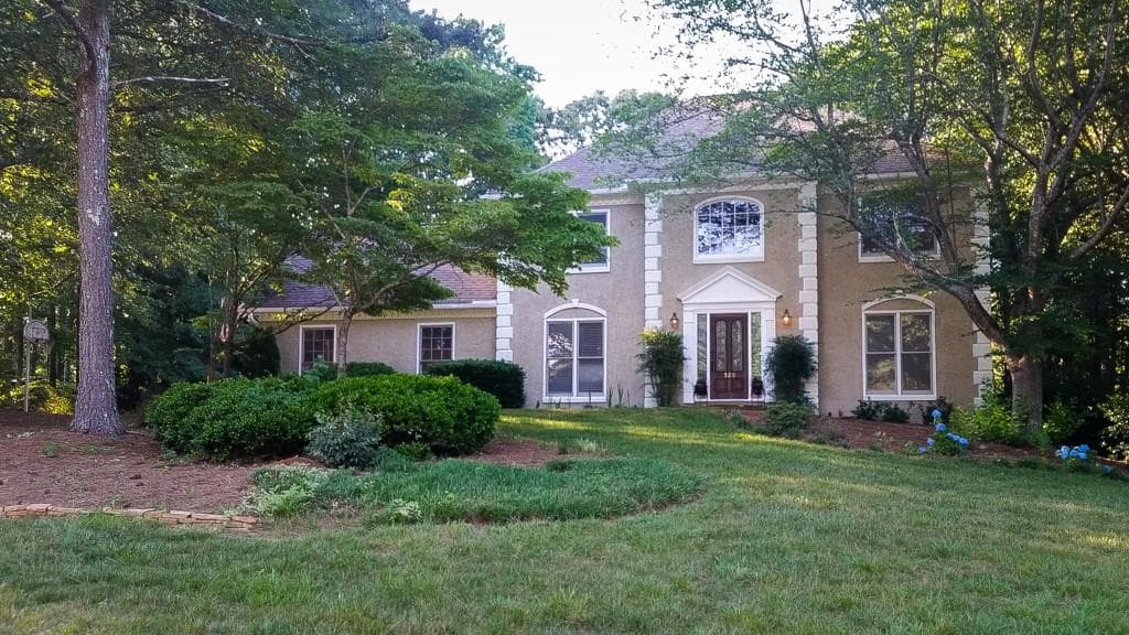 520 Saddle Crest Drive, Roswell, GA 30075 — most recent listing photo