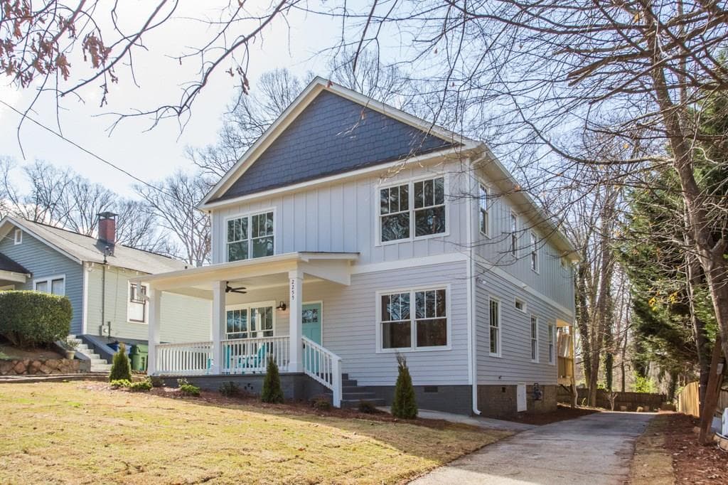 4 bedroom, 2,266 sq ft single family residence sold at 2255 Ridgedale Road, Atlanta, GA 30317