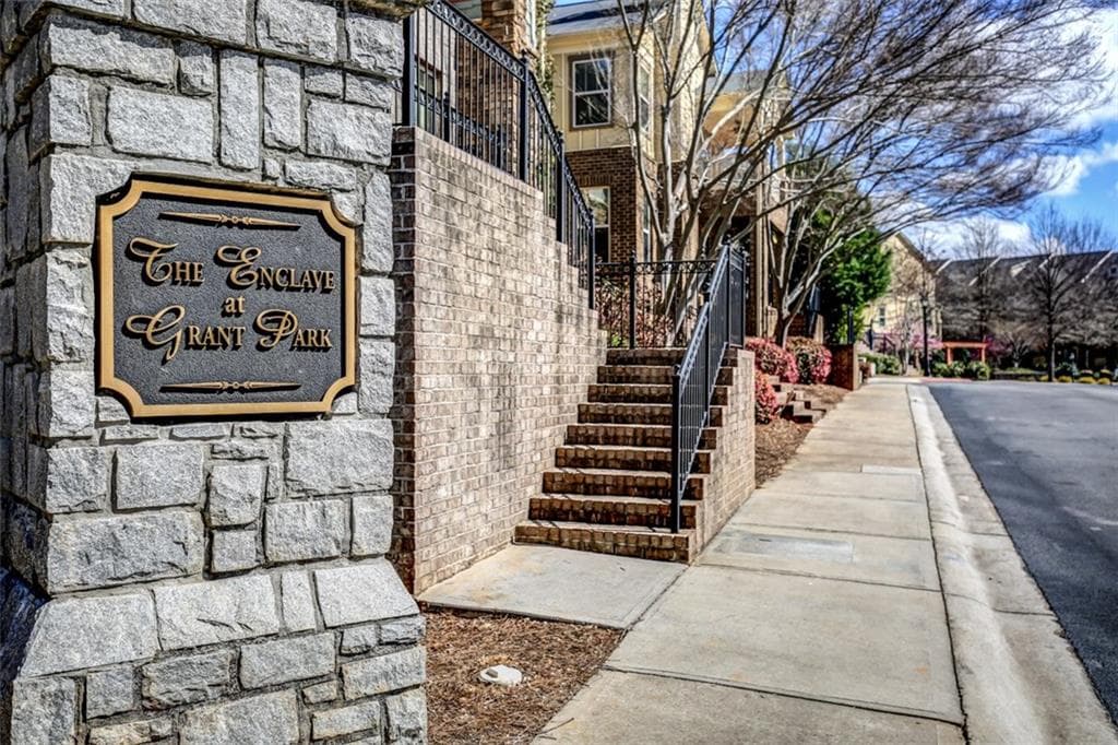 704 CHARLES BANK Avenue, Atlanta, GA 30312 — most recent listing photo