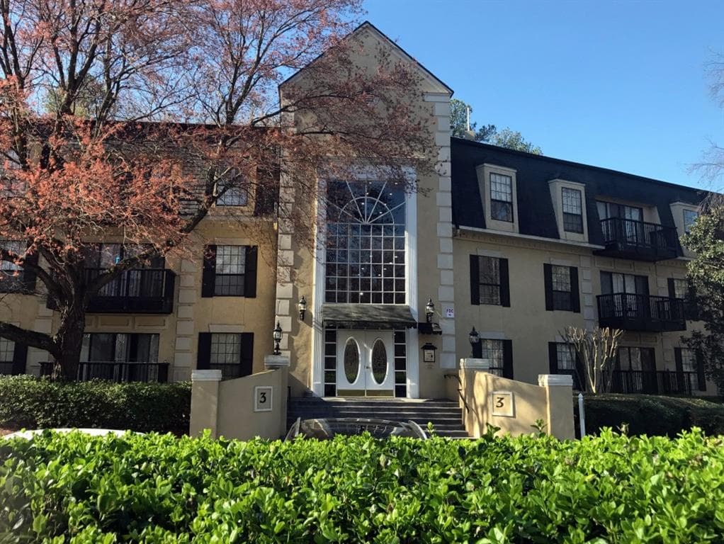 2 bedroom, 1,504 sq ft condominium sold at 3106 Pine Heights Drive, Atlanta, GA 30324