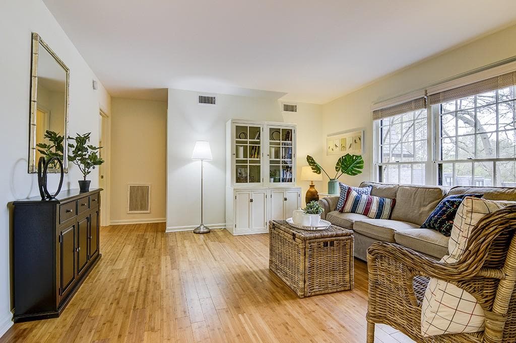 1 bedroom, 1,007 sq ft condominium sold at 43 Cantey Place -, Atlanta, GA 30327
