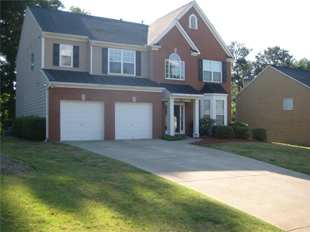 4 bedroom, 2,422 sq ft single family residence sold at 2655 Highland Pass, Alpharetta, GA 30004