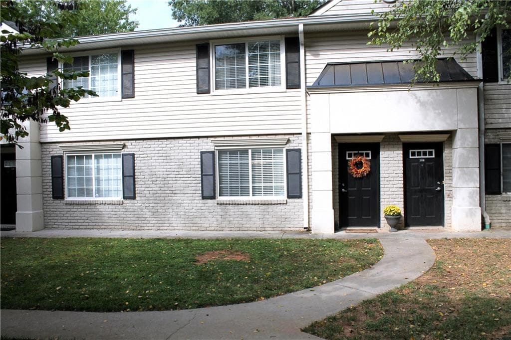 6940 Roswell Road 21C, Atlanta, GA 30328 — most recent listing photo
