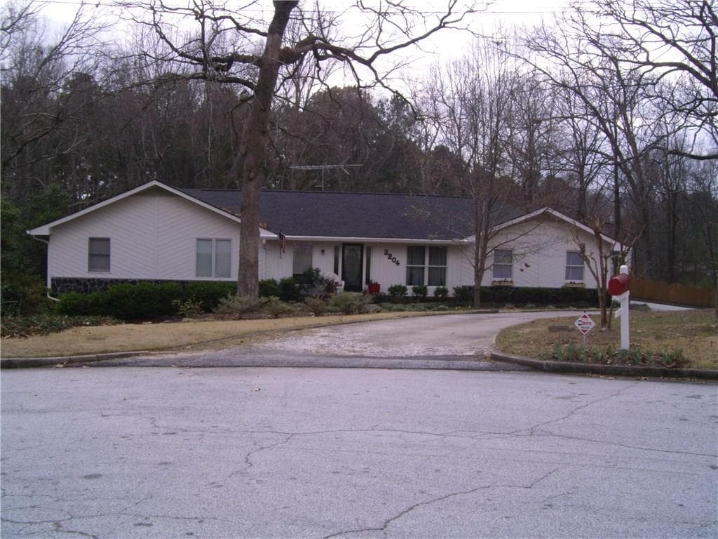 3204 Summer Court, Snellville, GA 30039 — most recent listing photo