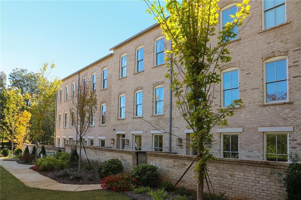 207 Old Orchard Lane 5, Roswell, GA 30075 — most recent listing photo