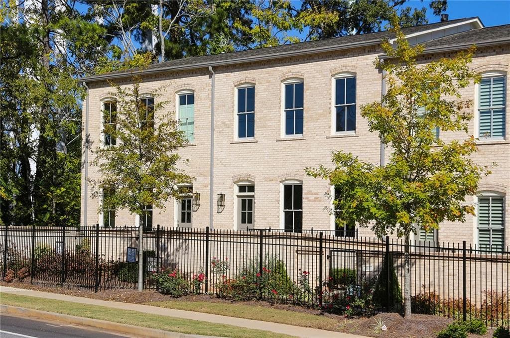 105 Old Orchard Lane 3, Roswell, GA 30075 — most recent listing photo