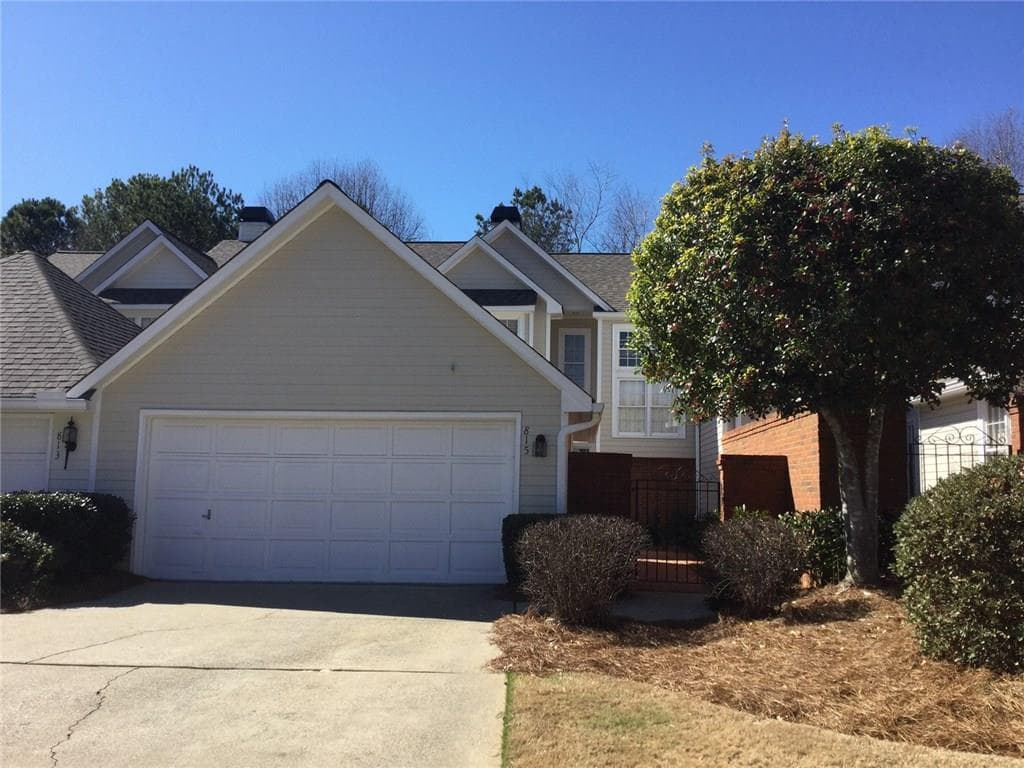 815 E Olde Towne Court, Marietta, GA 30068 — most recent listing photo