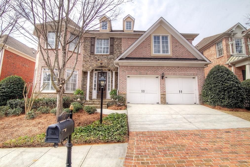290 Wembley Circle, Sandy Springs, GA 30328 — most recent listing photo