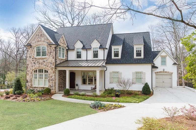 165 Pine Lake Drive, Sandy Springs, GA 30327 — most recent listing photo