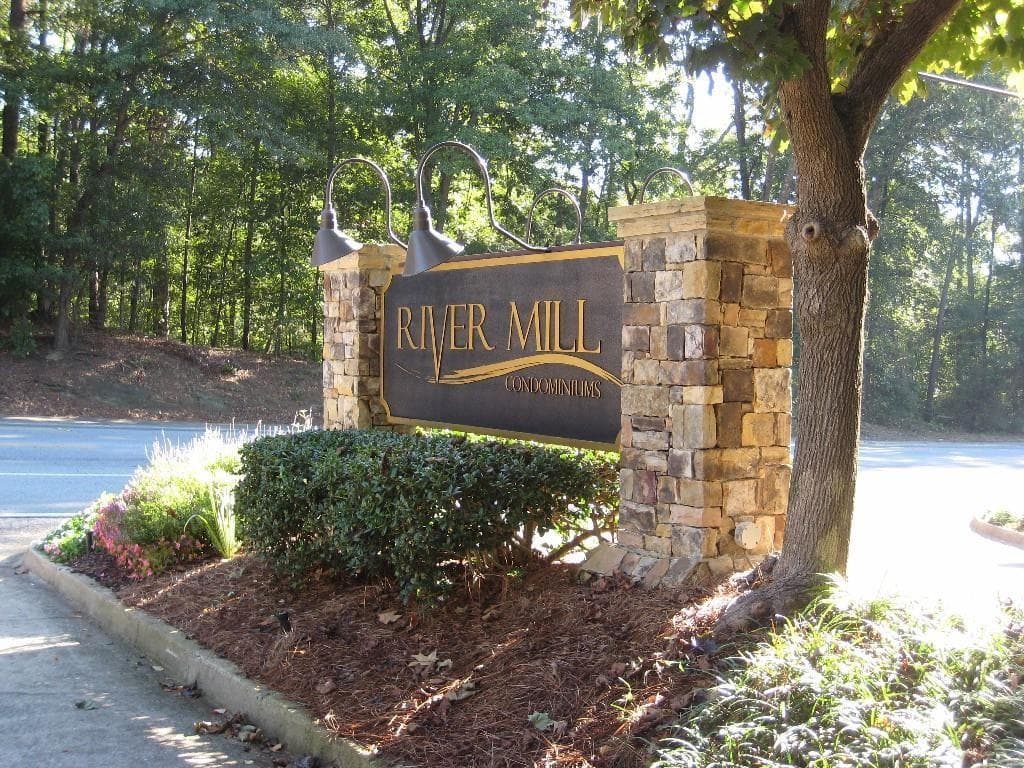 1003 River Mill Circle 1003, Roswell, GA 30075 — most recent listing photo