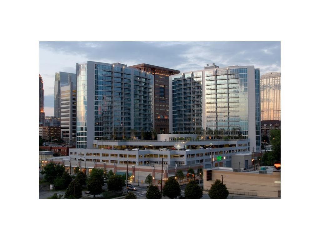 1 bedroom, 812 sq ft condominium sold at 44 NW Peachtree Place 822, Atlanta, GA 30309