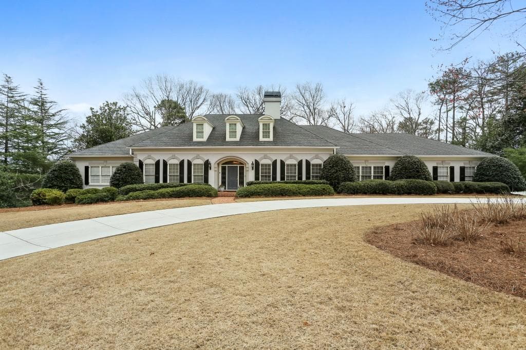 6 bedroom single family residence sold at 4 Powers Chase Circle, Atlanta, GA 30327