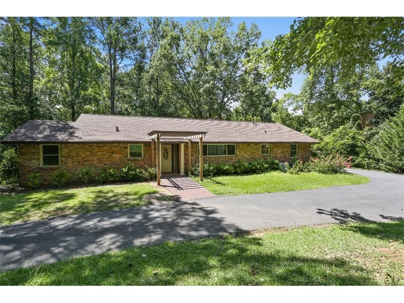 3 bedroom single family residence sold at 1184 Aurora Court, Dunwoody, GA 30338