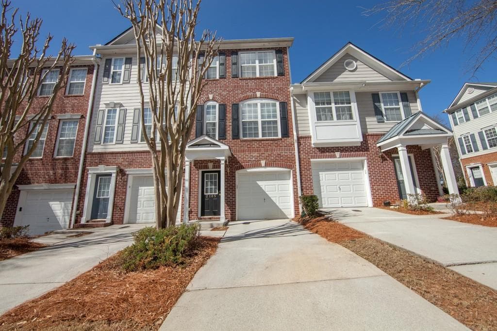 2 bedroom, 1,582 sq ft townhouse sold at 2105 Dillard Crossing 2105, Tucker, GA 30084
