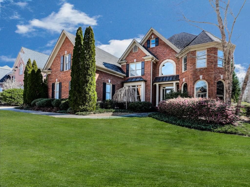 6 bedroom, 5,969 sq ft single family residence sold at 9545 Stoney Ridge Lane, Johns Creek, GA 30022