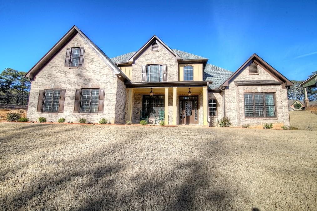 4742 W Lakeshore Drive, Acworth, GA 30101 — most recent listing photo