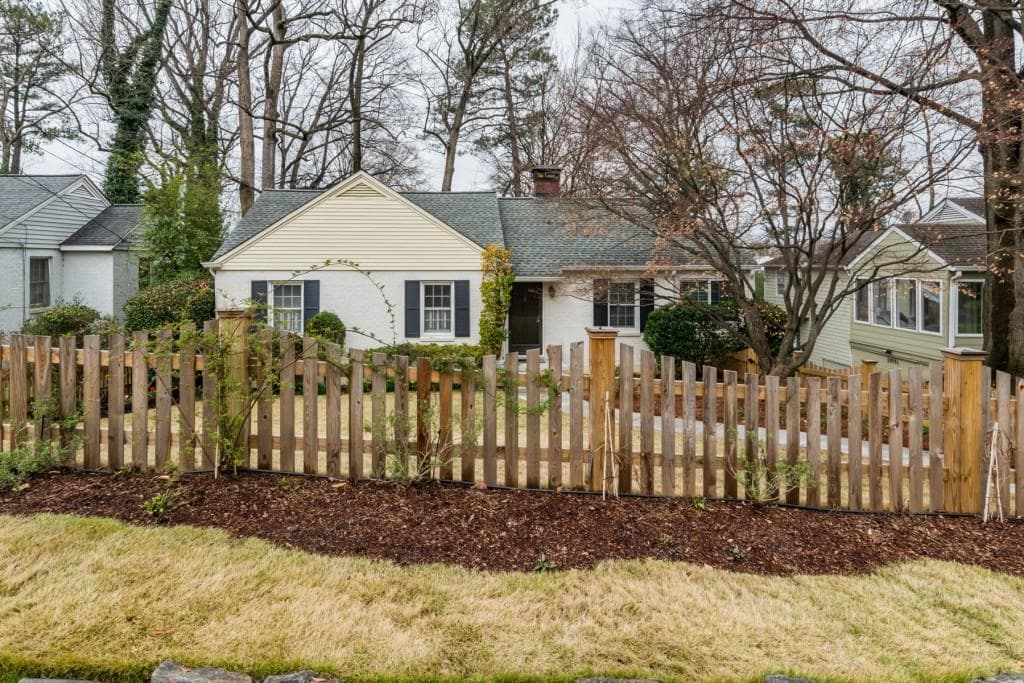 2 bedroom single family residence sold at 361 Lofton Road, Atlanta, GA 30309
