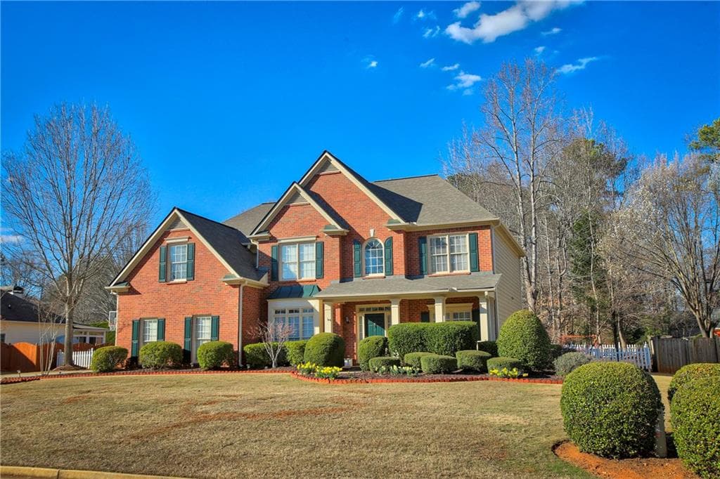 4 bedroom, 3,013 sq ft single family residence sold at 2505 Clairview Street, Alpharetta, GA 30009