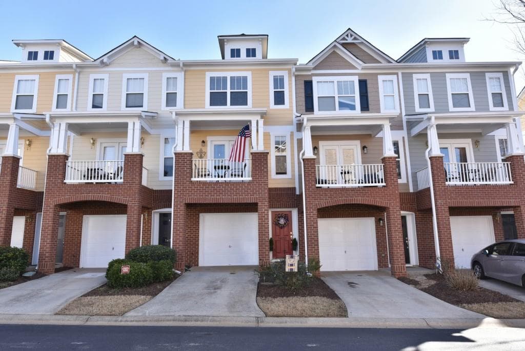 2 bedroom, 1,492 sq ft condominium sold at 14151 Yacht Terrace, Alpharetta, GA 30004