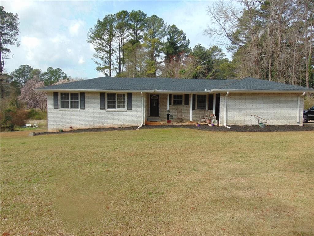 95 Fairlawn Drive Drive, Carrollton, GA 30117 — most recent listing photo