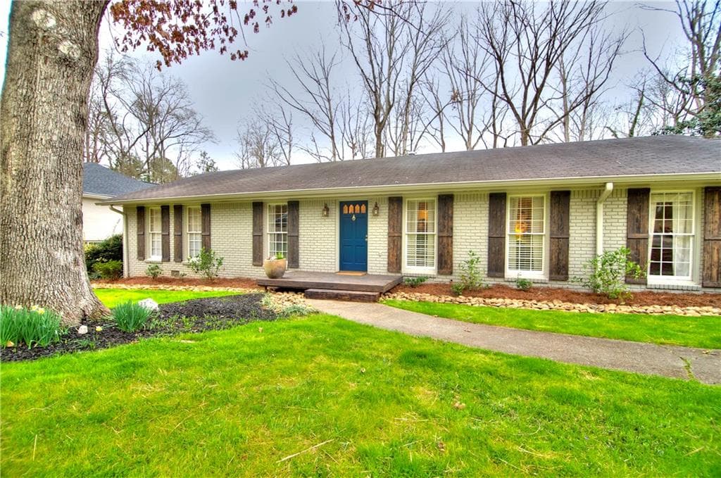 4 bedroom, 1,792 sq ft single family residence sold at 420 Colewood Way, Atlanta, GA 30328