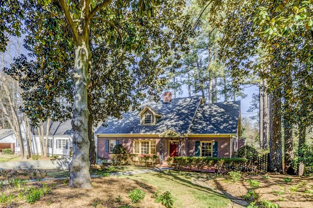 5 bedroom, 3,200 sq ft single family residence sold at 1902 Westminster Way, Atlanta, GA 30307