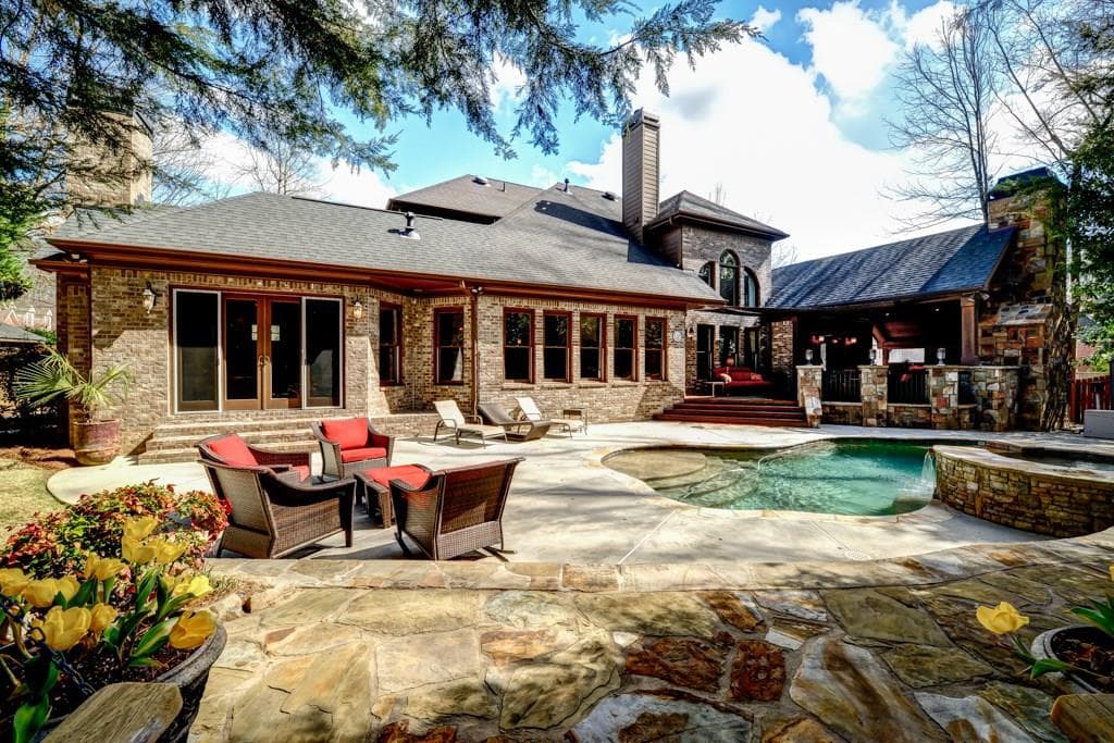 130 Franklin Place, Sandy Springs, GA 30342 — most recent listing photo