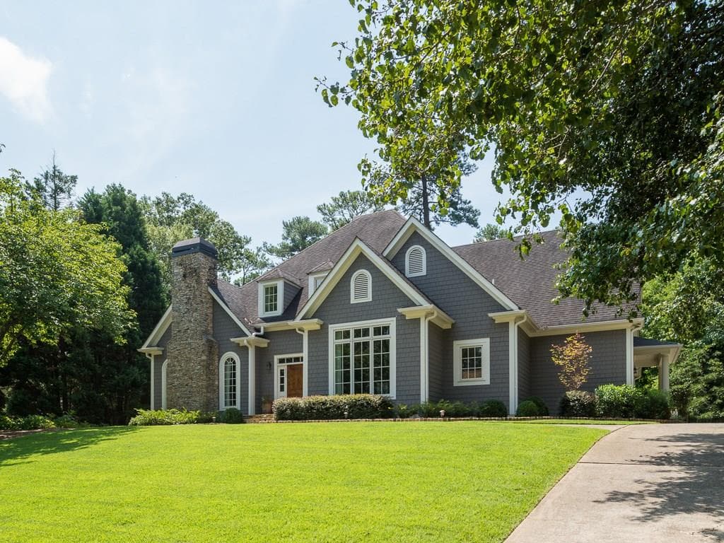 6 bedroom single family residence sold at 1422 Wesley Walk, Atlanta, GA 30327