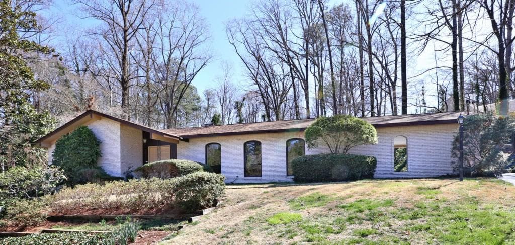4 bedroom, 2,574 sq ft single family residence sold at 2045 Renault Lane, Atlanta, GA 30345