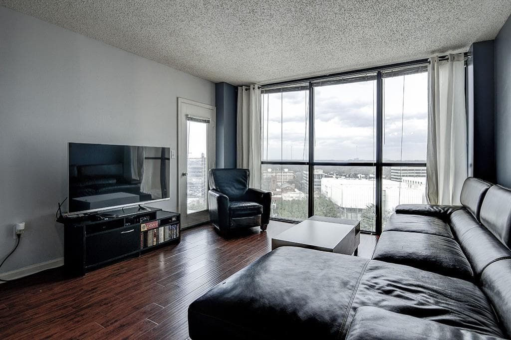 1 bedroom condominium sold at 1280 West Peachtree Street 2410, Atlanta, GA 30309
